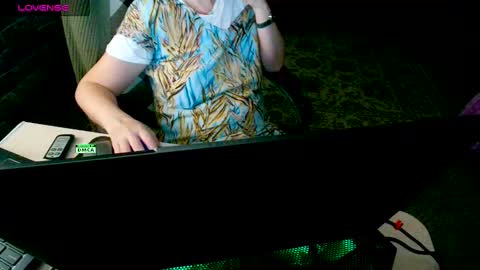 Natlya online show from January 6, 2025, 5:59 pm