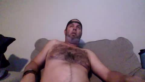 rubbingoneout714 online show from March 4, 2026, 1:22 am