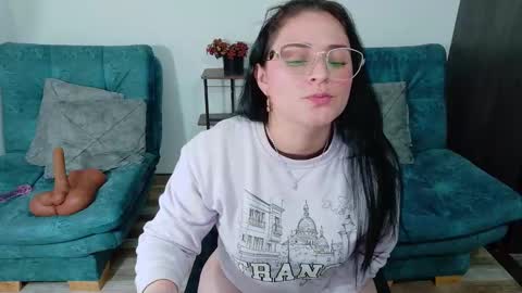 Snapshot of ruby_glow chatting on February 4, 2026, 10:26 pm Ruby online show from February 4, 2026, 10:26 pm