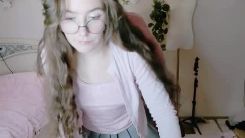 Snapshot of ruth_morse chatting on March 2, 2026, 6:59 pm MY FANSLY online show from March 2, 2026, 6:59 pm