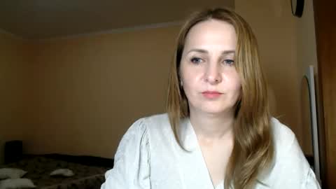 Ruth online show from November 22, 2025, 8:19 pm