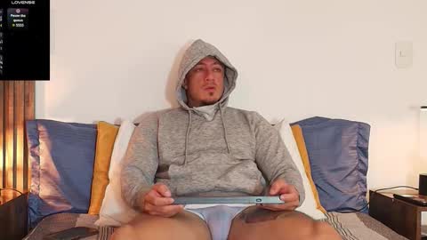 Snapshot of ryamcoast chatting on February 8, 2026, 10:40 am Sr Coast online show from February 8, 2026, 10:40 am