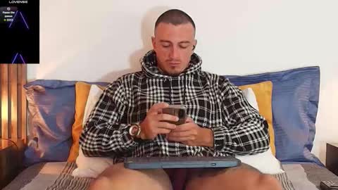 Snapshot of ryamcoast chatting on February 15, 2026, 3:31 pm Sr Coast online show from February 15, 2026, 3:31 pm