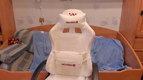 Snapshot of ryan__cole chatting on March 2, 2026, 1:51 pm Ryan Cole online show from March 2, 2026, 1:51 pm