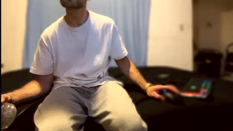 Ryan Jizz online show from October 7, 2025, 10:34 am