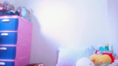 Snapshot of sabrina_v_ chatting on March 6, 2025, 3:24 pm Sabrina online show from March 6, 2025, 3:24 pm