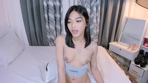 Snapshot of sabrinaametyst chatting on February 27, 2025, 5:26 pm urHOT SABBY online show from February 27, 2025, 5:26 pm