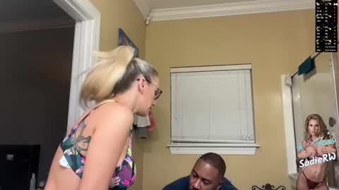 Snapshot of sadierw chatting on October 17, 2025, 12:47 am SadieRW online show from October 17, 2025, 12:47 am