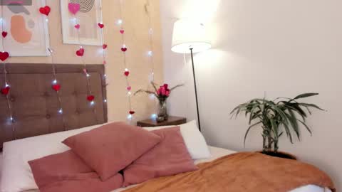 Salo     online show from February 14, 2026, 3:42 pm