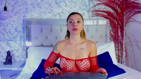 Snapshot of salo_guzman chatting on December 20, 2024, 3:42 pm Salo online show from December 20, 2024, 3:42 pm