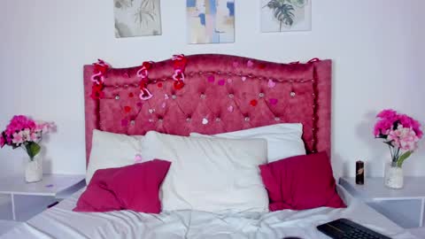 Snapshot of salo_guzman chatting on March 11, 2025, 1:45 pm Salo online show from March 11, 2025, 1:45 pm