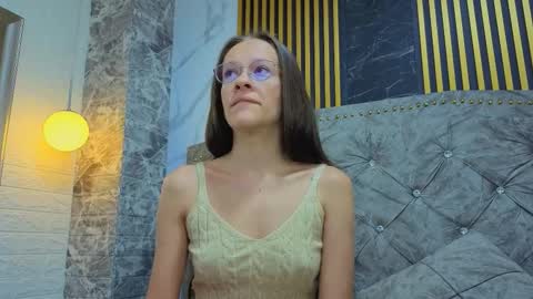 salome_cruxx online show from February 19, 2026, 11:39 am