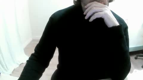 Snapshot of saltimbanquier chatting on December 2, 2024, 12:40 pm Saltimbanquier Salt ou Banquier online show from December 2, 2024, 12:40 pm