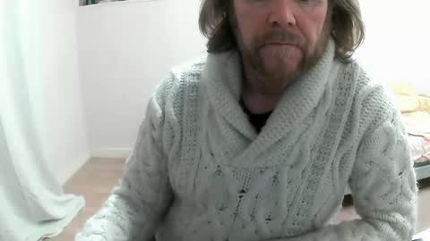 Snapshot of saltimbanquier chatting on February 9, 2025, 12:08 pm Saltimbanquier Salt ou Banquier online show from February 9, 2025, 12:08 pm