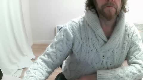 Snapshot of saltimbanquier chatting on February 11, 2025, 7:12 am Saltimbanquier Salt ou Banquier online show from February 11, 2025, 7:12 am