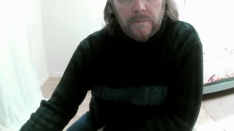 Snapshot of saltimbanquier chatting on March 7, 2025, 3:28 pm Saltimbanquier Salt ou Banquier online show from March 7, 2025, 3:28 pm