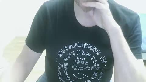 Snapshot of saltimbanquier chatting on September 29, 2025, 12:43 pm Saltimbanquier Salt ou Banquier online show from September 29, 2025, 12:43 pm