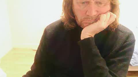 Snapshot of saltimbanquier chatting on October 24, 2025, 10:00 am Saltimbanquier Salt ou Banquier online show from October 24, 2025, 10:00 am