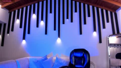 Samantha Klein online show from December 22, 2024, 3:44 am