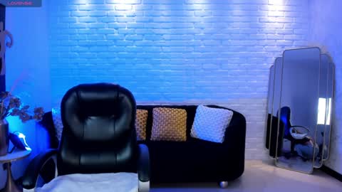 Samantha Klein online show from January 15, 2025, 3:11 am