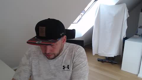 Snapshot of samariterbw chatting on March 4, 2026, 8:42 am TopBoy online show from March 4, 2026, 8:42 am