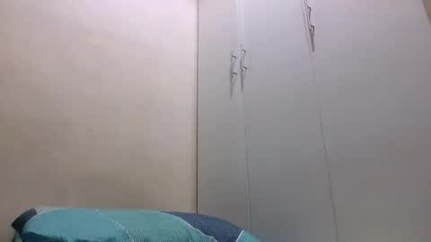 sammy8765432 online show from February 27, 2026, 6:13 am