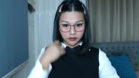 Snapshot of sammypretty19 chatting on February 20, 2026, 12:05 pm im throat fucker online show from February 20, 2026, 12:05 pm