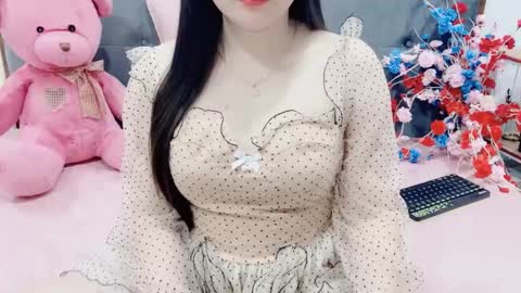 sanami_sian_ online show from February 4, 2026, 1:44 am