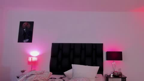 MilaSander online show from February 20, 2025, 3:12 am