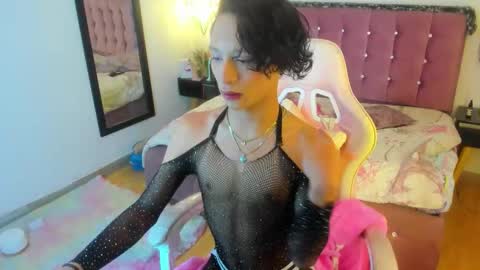 Snapshot of sang_woo_lee_ chatting on February 17, 2026, 3:40 pm Sang online show from February 17, 2026, 3:40 pm