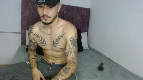 Snapshot of santti_torres chatting on February 6, 2026, 5:45 am Santy Torres online show from February 6, 2026, 5:45 am