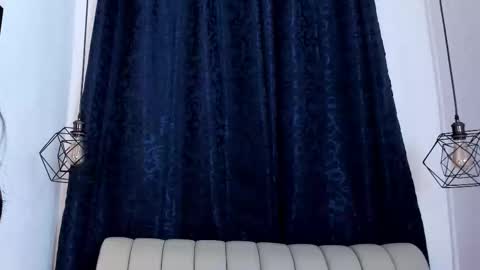 Snapshot of sara_secrets chatting on January 14, 2026, 12:22 pm SARA SANTACRUZ online show from January 14, 2026, 12:22 pm