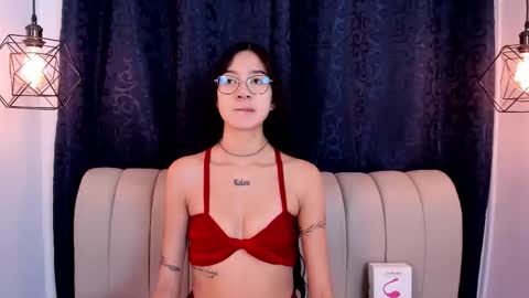 Snapshot of sara_secrets chatting on February 11, 2026, 12:21 pm SARA SANTACRUZ online show from February 11, 2026, 12:21 pm