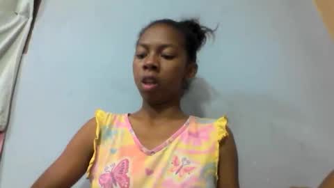 sarah146341 online show from February 4, 2026, 11:38 am