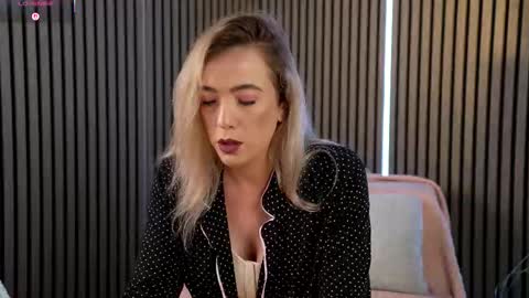 Snapshot of sarahjadore chatting on February 12, 2026, 7:09 pm Sarahjadore online show from February 12, 2026, 7:09 pm