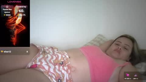 Snapshot of saramartinez100 chatting on February 4, 2025, 9:41 pm sara martinez online show from February 4, 2025, 9:41 pm