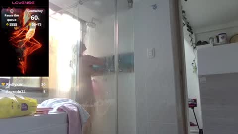 Snapshot of saramartinez100 chatting on February 7, 2025, 7:06 pm sara martinez online show from February 7, 2025, 7:06 pm