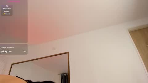 Snapshot of sasha_wolff chatting on February 14, 2026, 12:29 am Sasha online show from February 14, 2026, 12:29 am