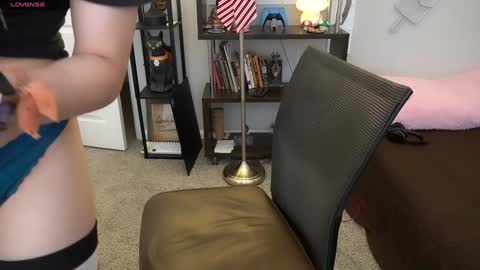 SashaSyrup online show from December 8, 2024, 3:21 am