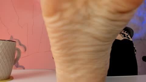 Snapshot of save_the_qween chatting on January 16, 2025, 7:49 am save the qween online show from January 16, 2025, 7:49 am