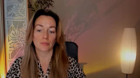 Snapshot of save_the_qween chatting on February 11, 2026, 5:56 am save the qween online show from February 11, 2026, 5:56 am