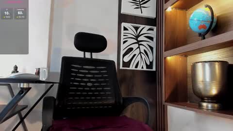 Snapshot of scarleett22 chatting on February 4, 2026, 8:47 pm Scarleet online show from February 4, 2026, 8:47 pm