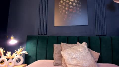 Snapshot of scarlet_edwars chatting on February 10, 2025, 7:07 pm Scarlet Edwars online show from February 10, 2025, 7:07 pm