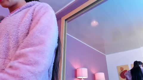 Snapshot of scarlet_edwars chatting on February 11, 2025, 12:05 pm Scarlet Edwars online show from February 11, 2025, 12:05 pm