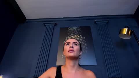 Snapshot of scarlet_edwars chatting on February 12, 2025, 7:24 pm Scarlet Edwars online show from February 12, 2025, 7:24 pm