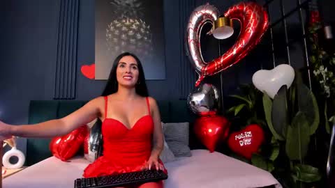 Snapshot of scarlet_edwars chatting on February 14, 2025, 7:44 pm Scarlet Edwars online show from February 14, 2025, 7:44 pm