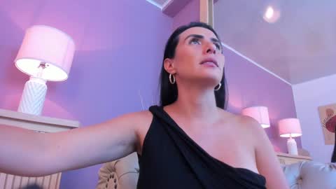 Snapshot of scarlet_edwars chatting on February 22, 2025, 8:40 am Scarlet Edwars online show from February 22, 2025, 8:40 am