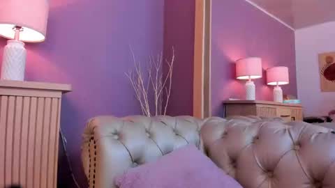 Snapshot of scarlet_edwars chatting on March 7, 2025, 3:28 pm Scarlet Edwars online show from March 7, 2025, 3:28 pm