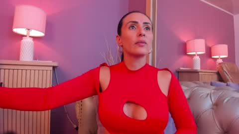 Snapshot of scarlet_edwars chatting on March 12, 2025, 6:40 am Scarlet Edwars online show from March 12, 2025, 6:40 am