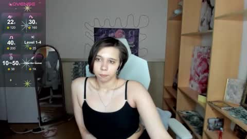 Snapshot of scarlet_sirenn chatting on February 27, 2026, 10:04 am Alexandra online show from February 27, 2026, 10:04 am